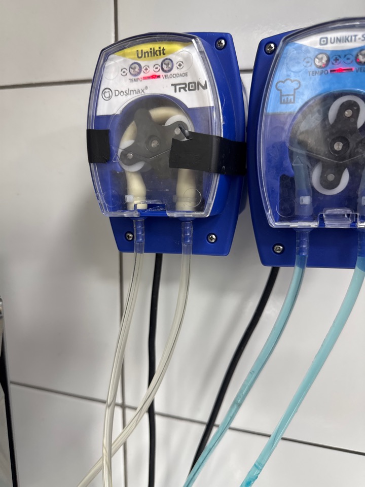Manutenção Corretiva Hobart Ecomax 503 em Santo André 1 dosador de detergente e secante